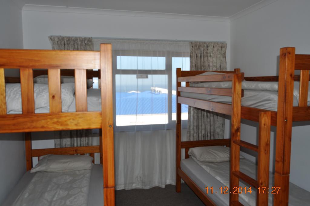Backpacker Apartments Plettenberg Bay Δωμάτιο φωτογραφία