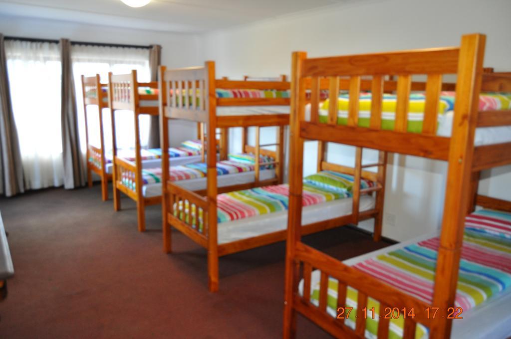 Backpacker Apartments Plettenberg Bay Δωμάτιο φωτογραφία
