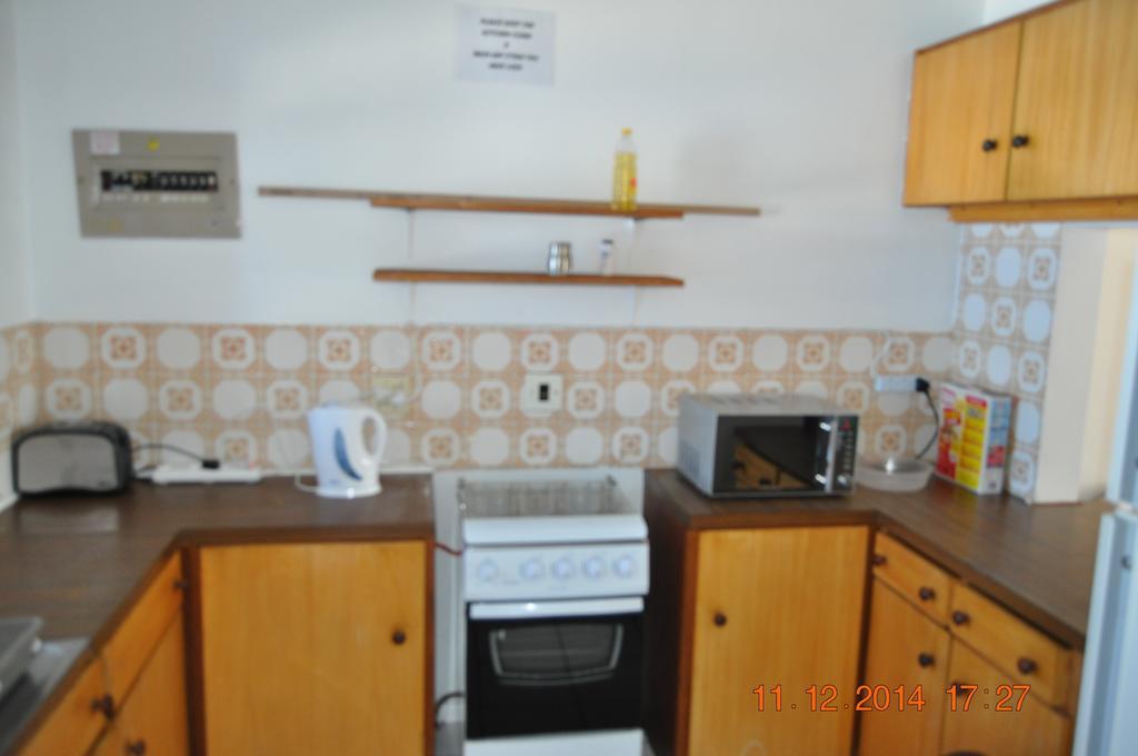 Backpacker Apartments Plettenberg Bay Δωμάτιο φωτογραφία