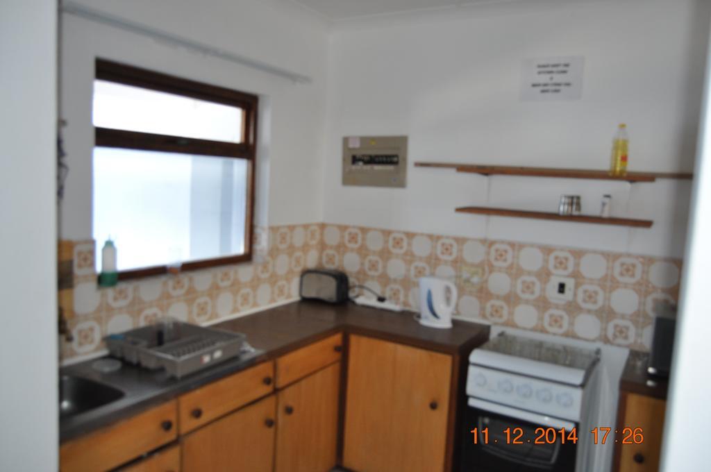 Backpacker Apartments Plettenberg Bay Δωμάτιο φωτογραφία