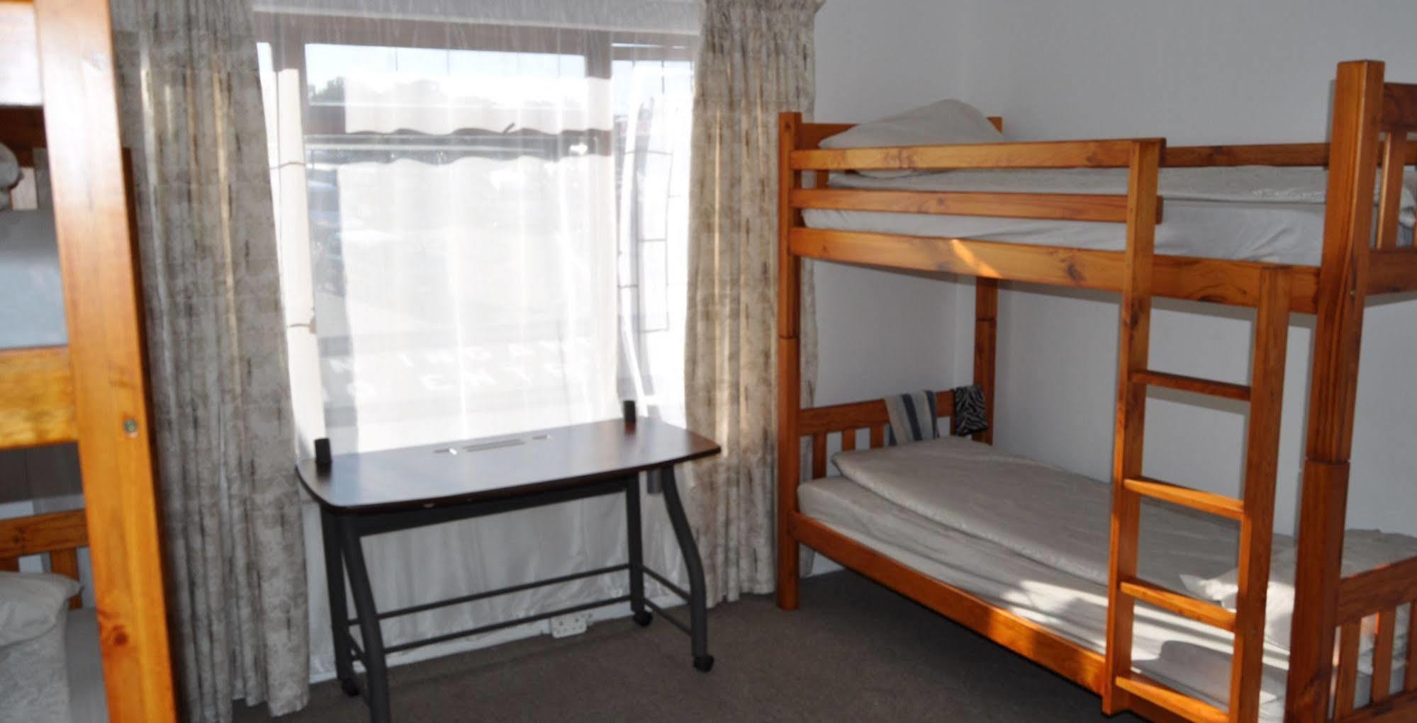 Backpacker Apartments Plettenberg Bay Εξωτερικό φωτογραφία